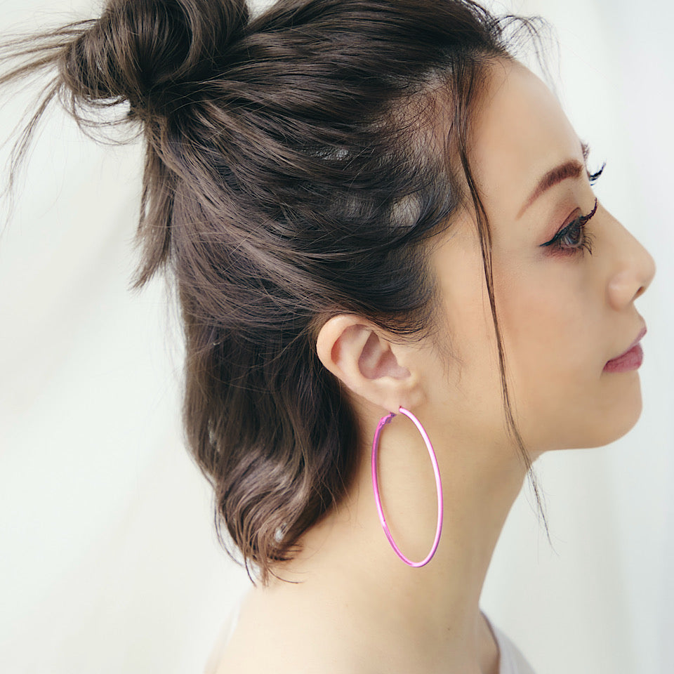 Neon color hoop pierce