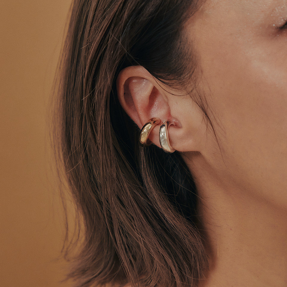 Bulge simple ear cuff