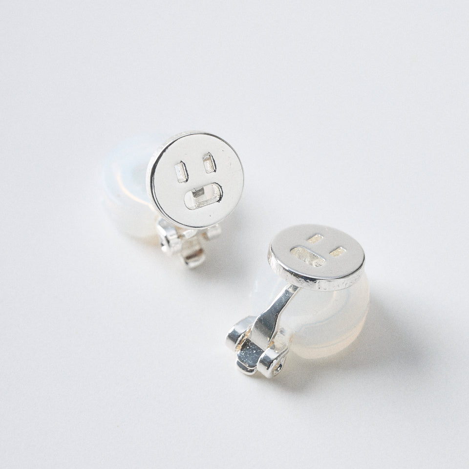 “KYOMU” point earring