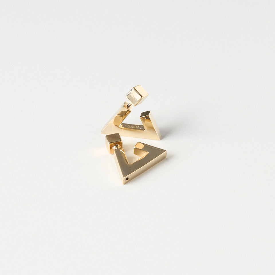 Triangle 2way pierce