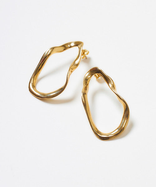 受注生産販売 wiggle oval pierced earrings
