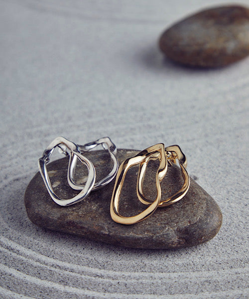 受注生産販売 wiggle oval pierced earrings