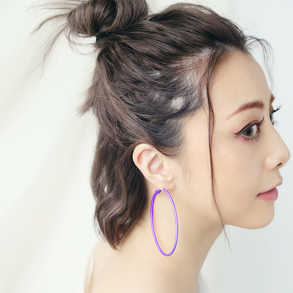 Neon color hoop pierce