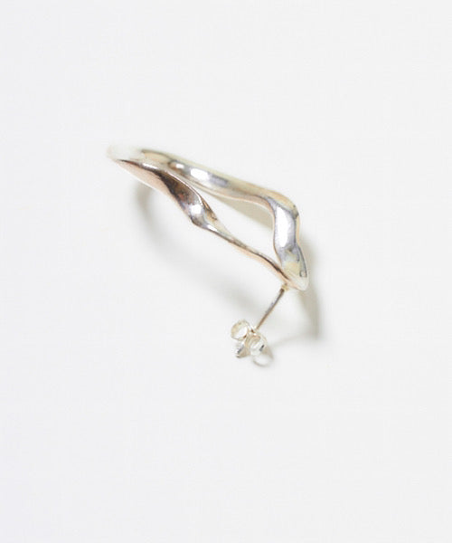 受注生産販売 wiggle oval pierced earrings