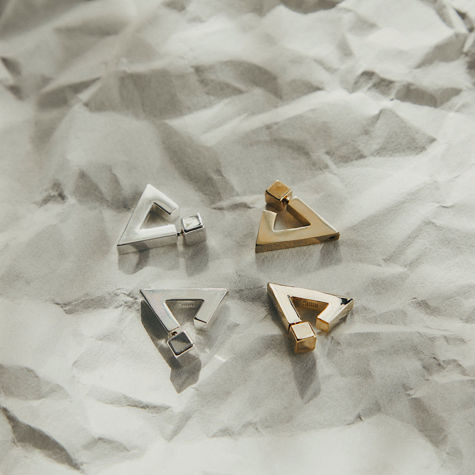 Triangle 2way pierce