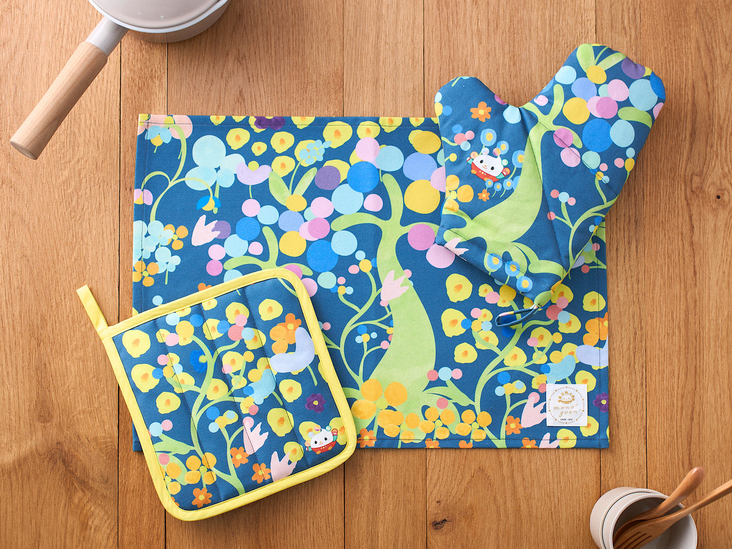 poupo luncheon mat