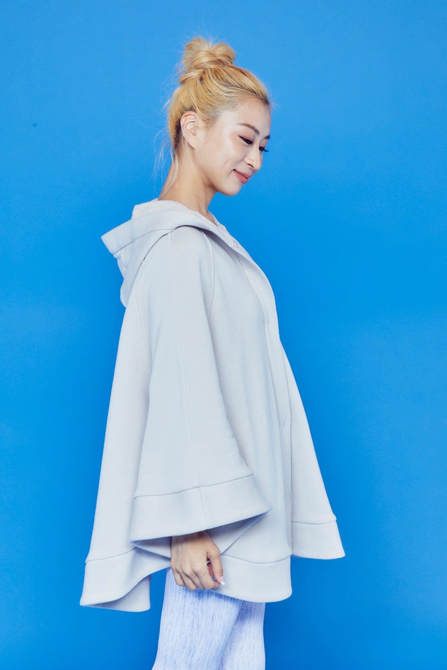 ayaさんコラボフード付き裏毛ポンチョ