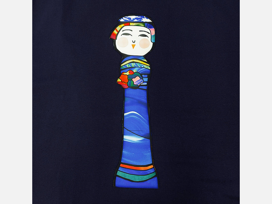 青の森へ【KOKESHI T シャツ】(ネイビー)