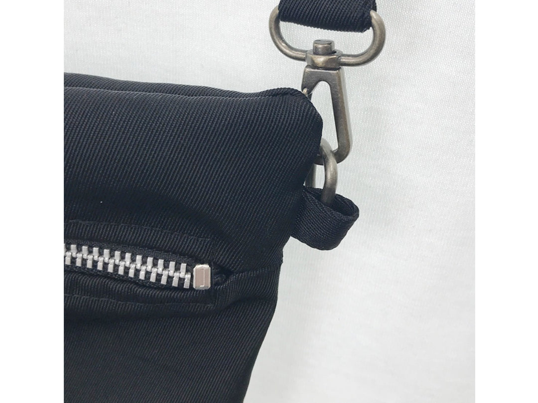 goen° Onepiece Pochette_white(square)