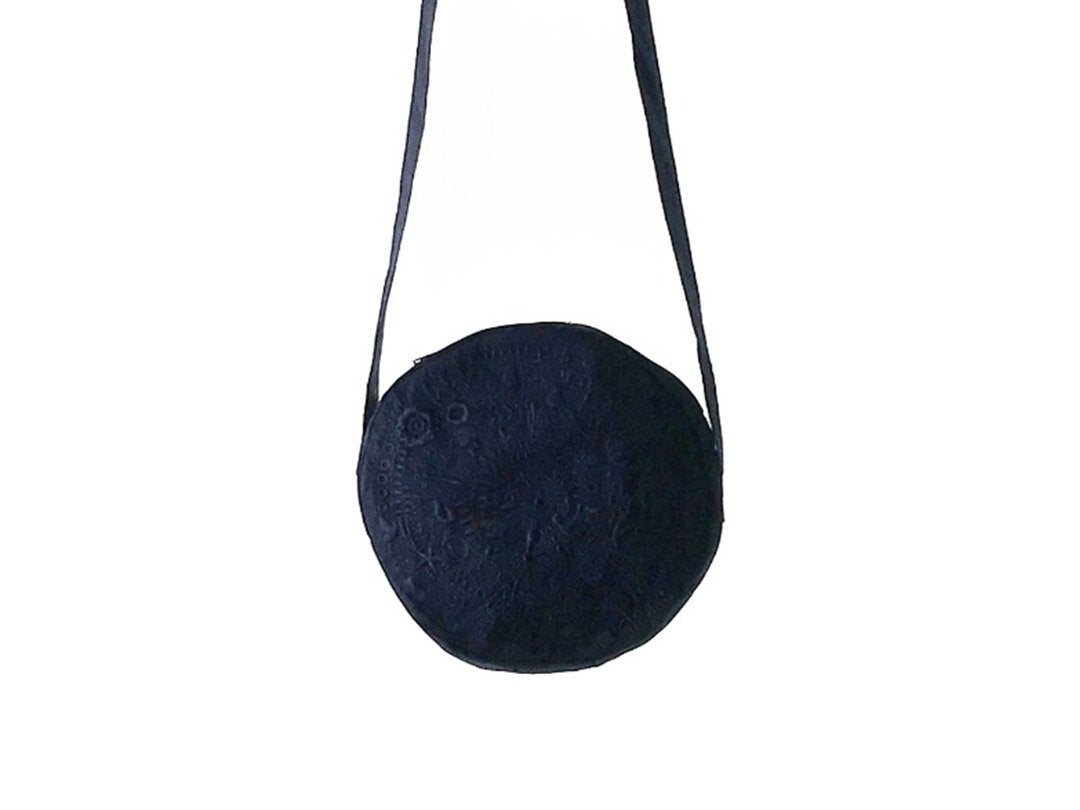with goen°Pouch (Navy)