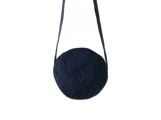 with goen°Pouch (Navy)
