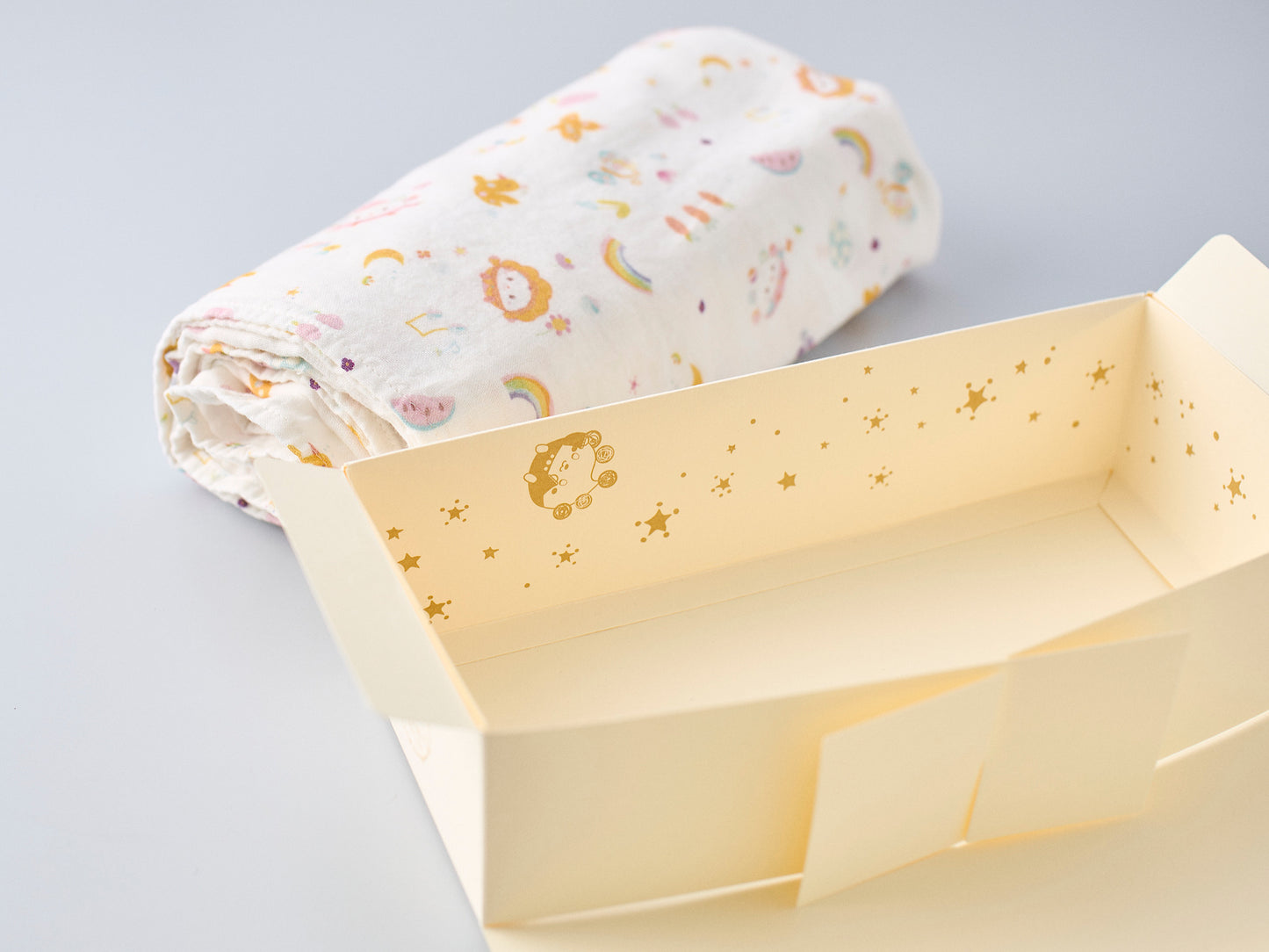 poupo organic cotton Swaddle