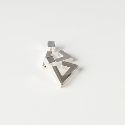 Triangle 2way pierce