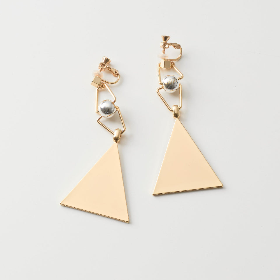 【先行予約受注商品】Big triangle pierce/earring