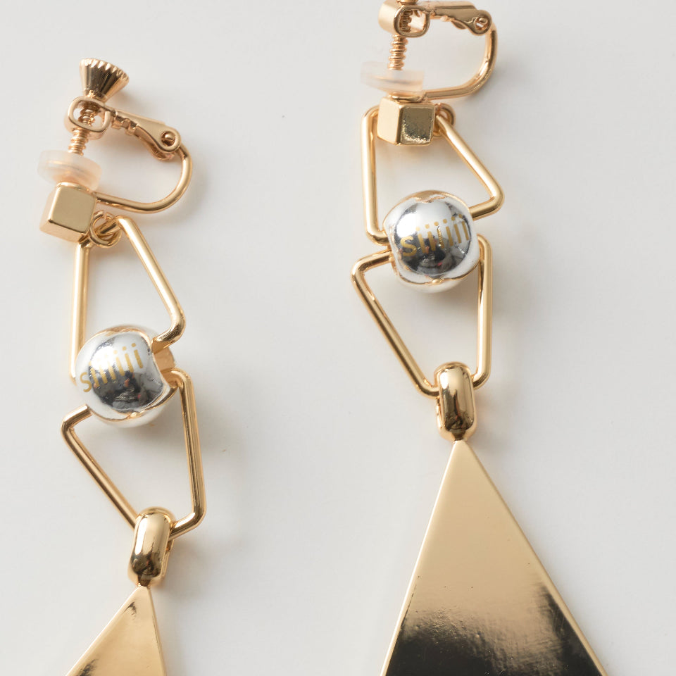 【先行予約受注商品】Big triangle pierce/earring