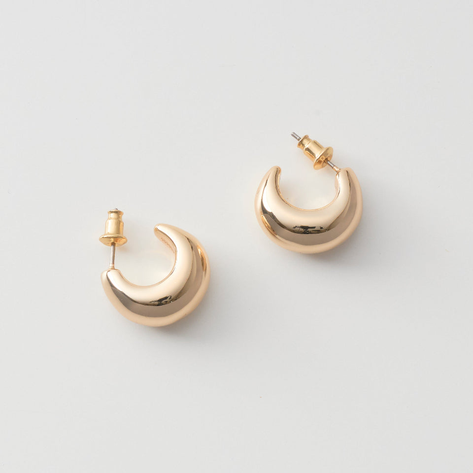 【先行予約受注商品】Crescent moon pierce