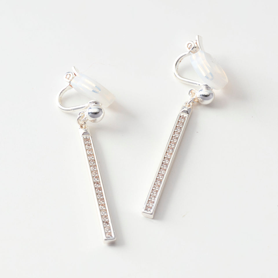 【先行予約受注商品】Zirconia line pierce / earring