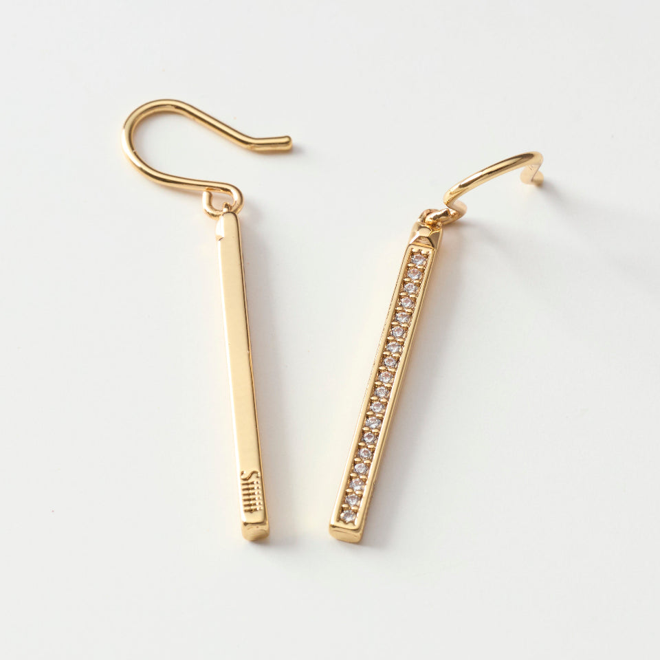 【先行予約受注商品】Zirconia line pierce / earring