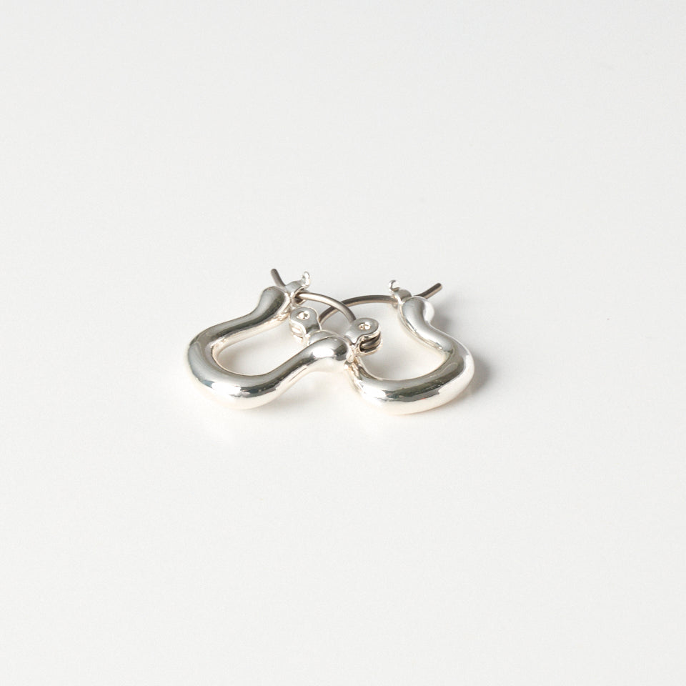 Hoseshoe basic hoop pierce