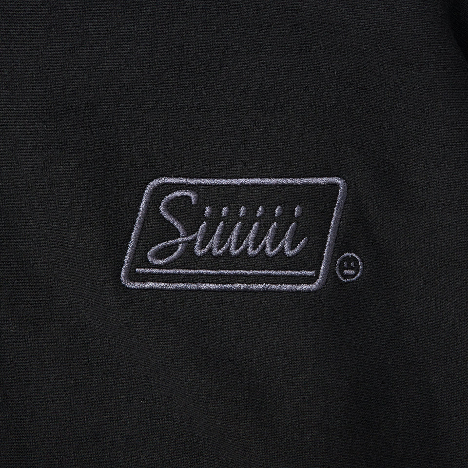 Solid black zip up hoodie (Black)