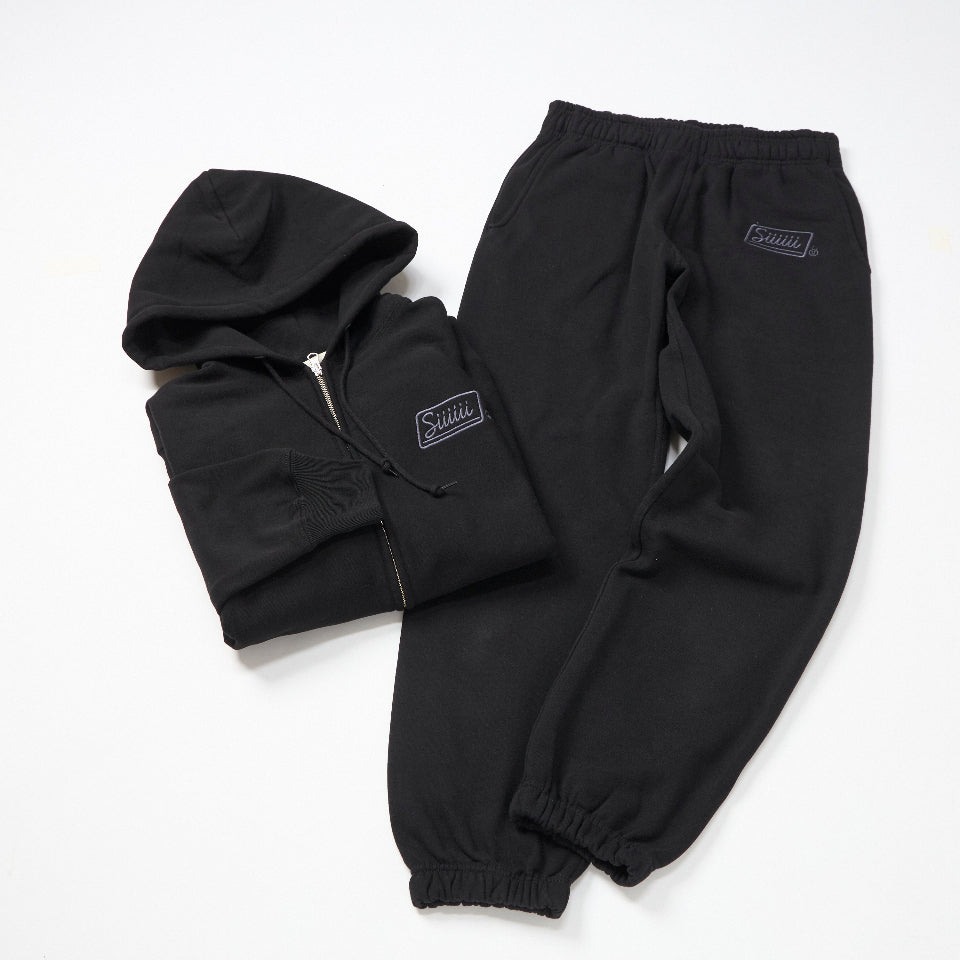 Solid black zip up hoodie (Black)