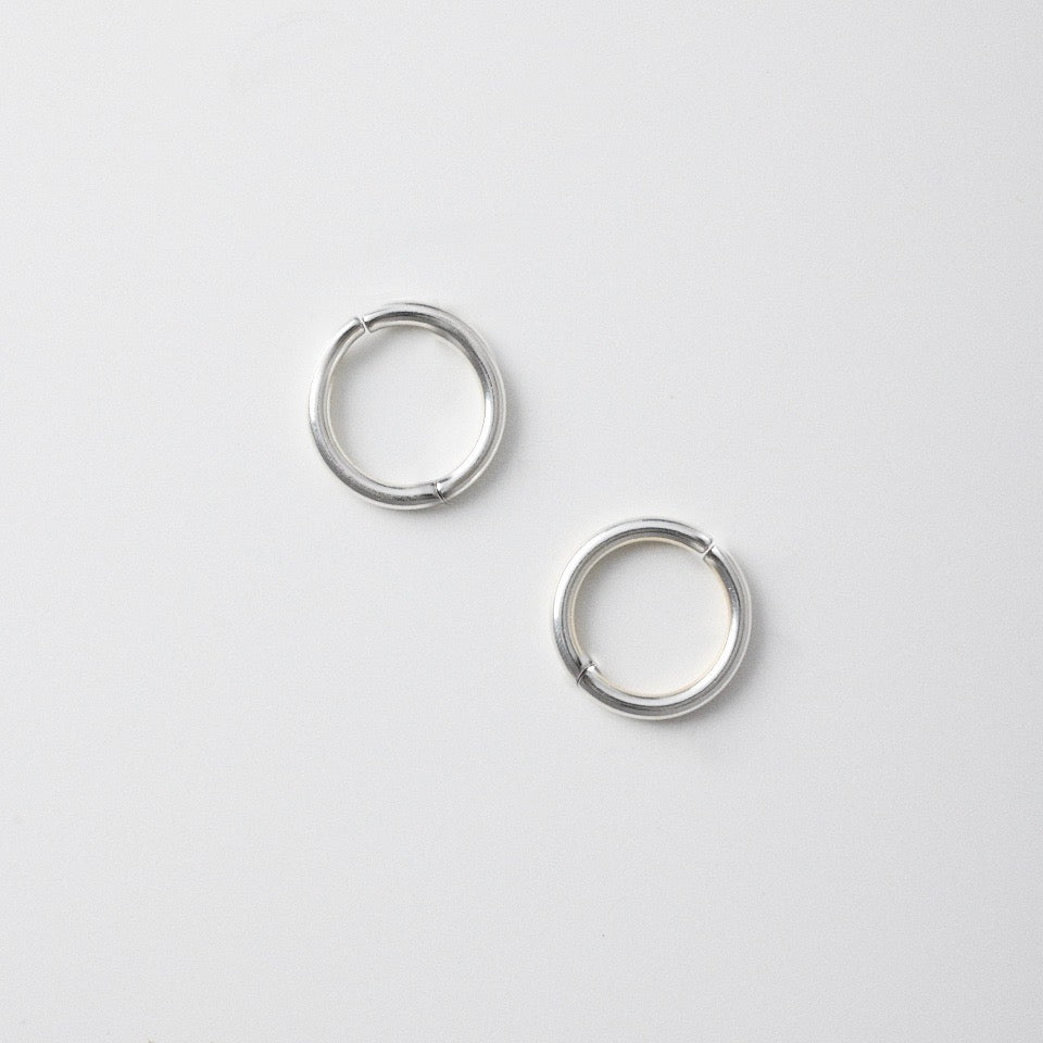 Simple basic hoop earring