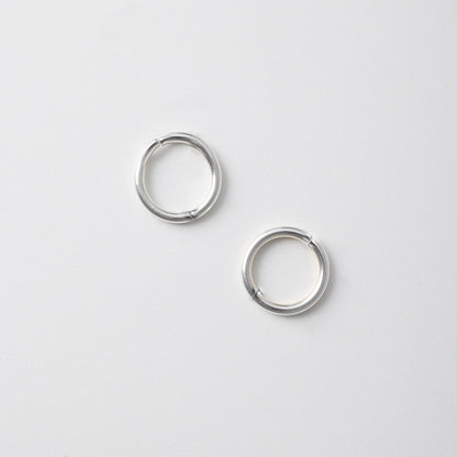 Simple basic hoop earring