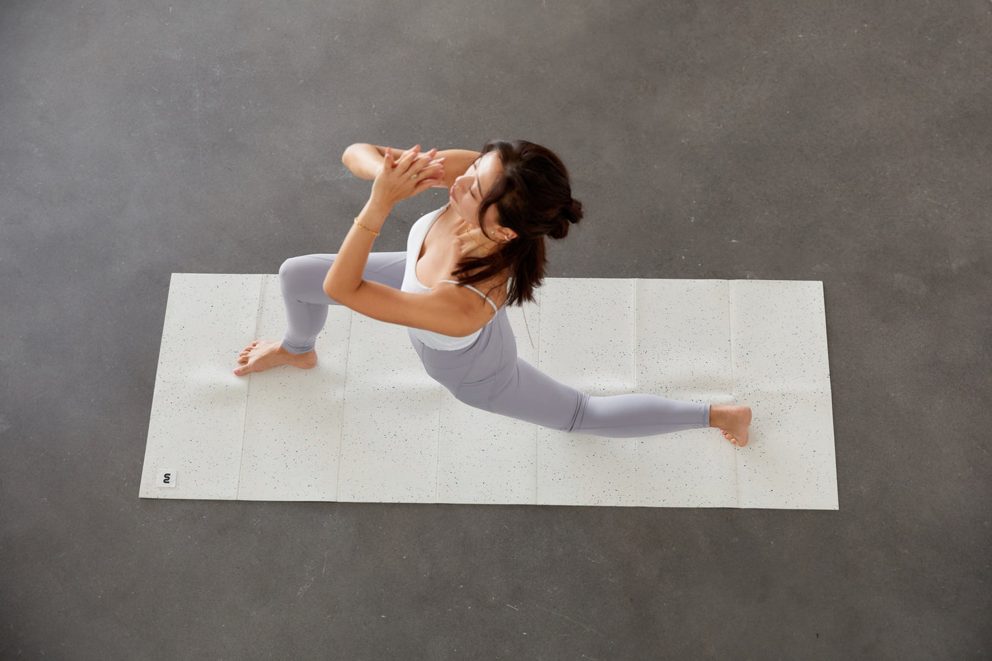 WE `RTHY collaboration 折りたたみYOGA MAT