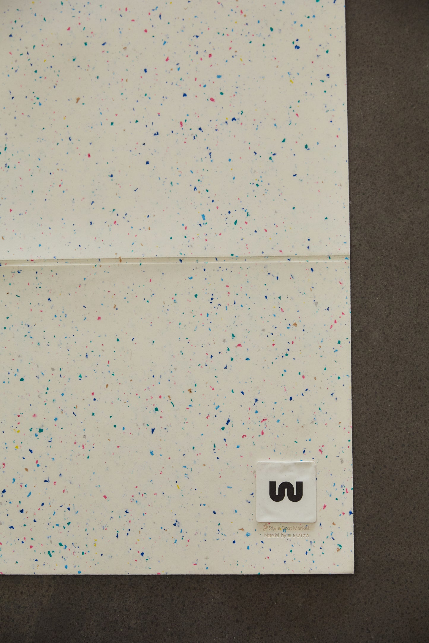 WE `RTHY collaboration 折りたたみYOGA MAT