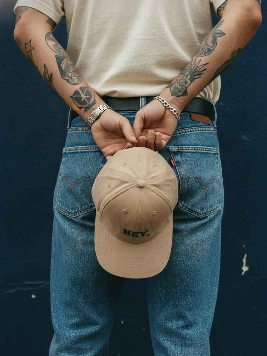 【先行予約受注商品】HEY. LOGO CAP