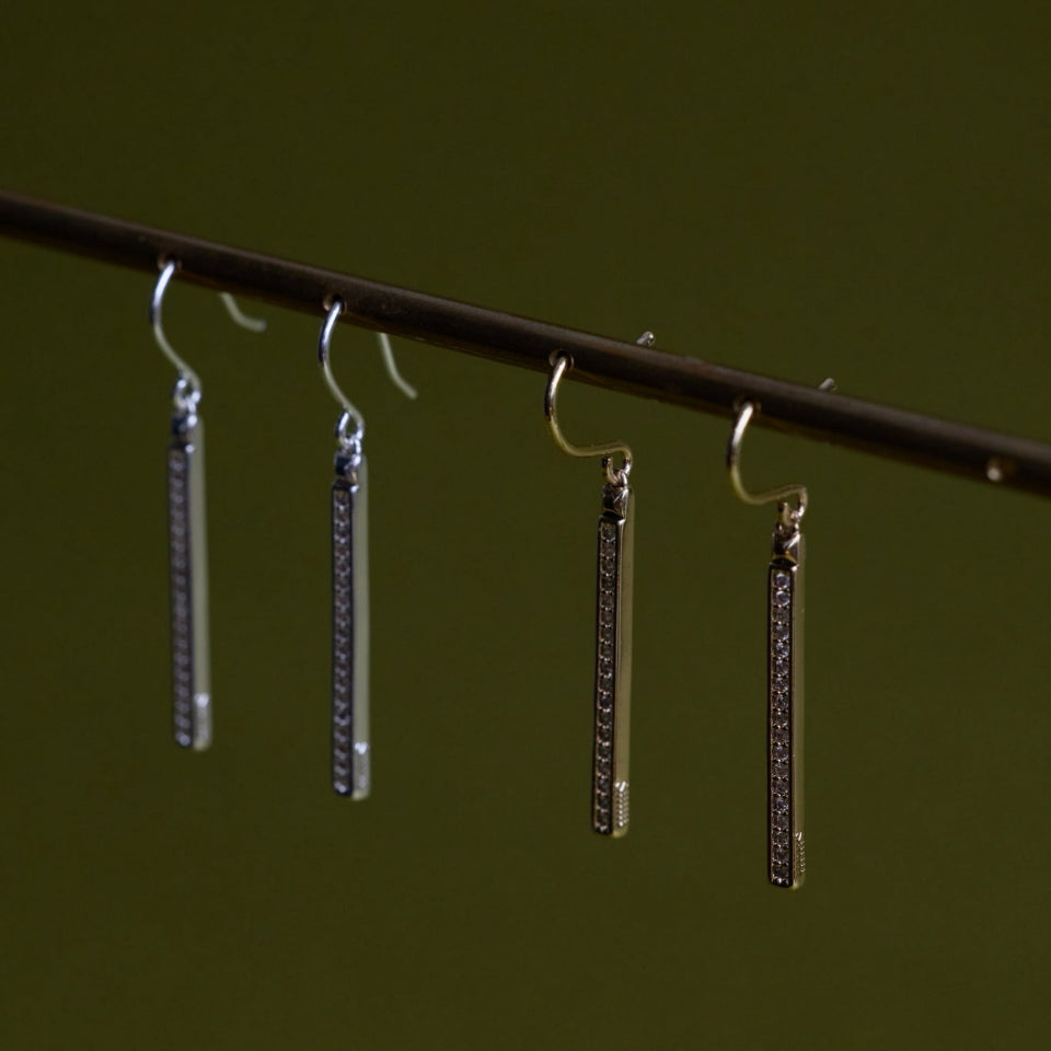 【先行予約受注商品】Zirconia line pierce / earring