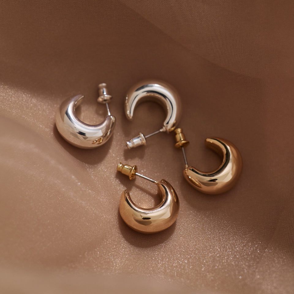 【先行予約受注商品】Crescent moon pierce