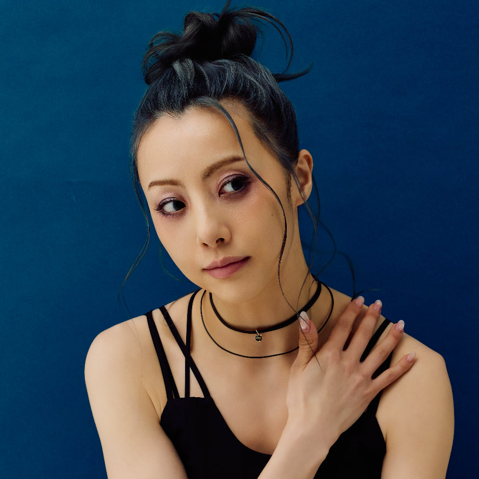 Leather w choker