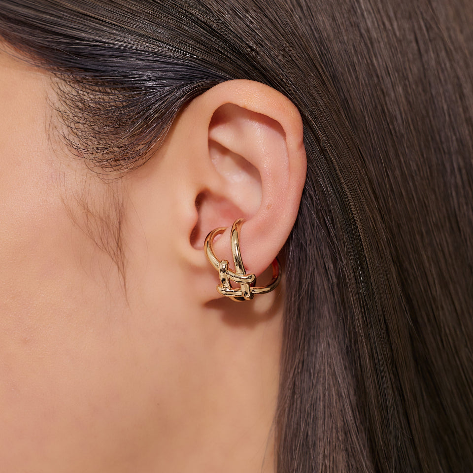 【先行予約受注商品】Interlaced lines ear cuff