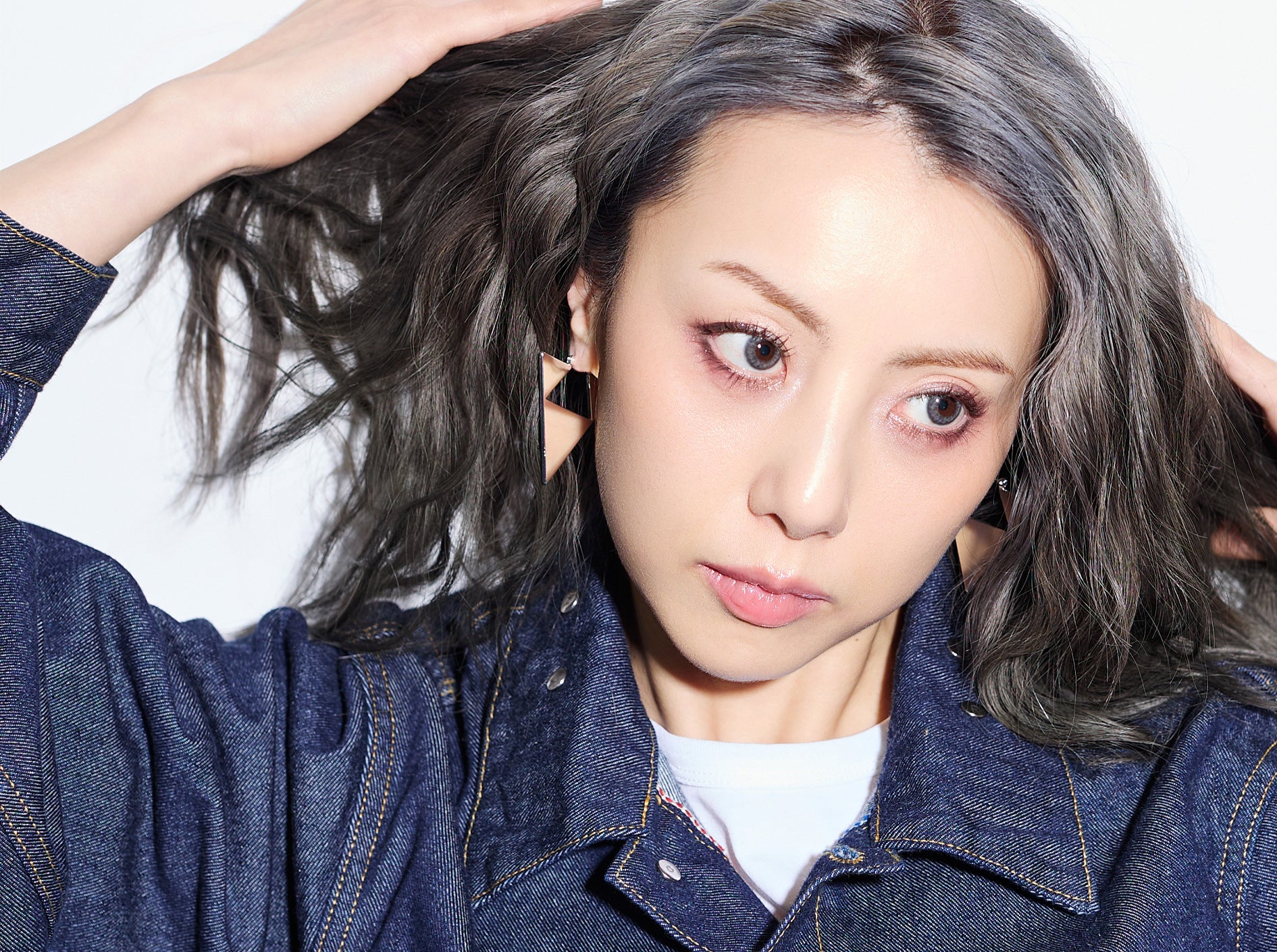 Siiiiii】公式online – we hub online