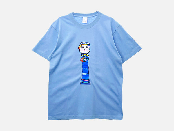 青の森へ【KOKESHI T シャツ】(Skyblue) – we hub online