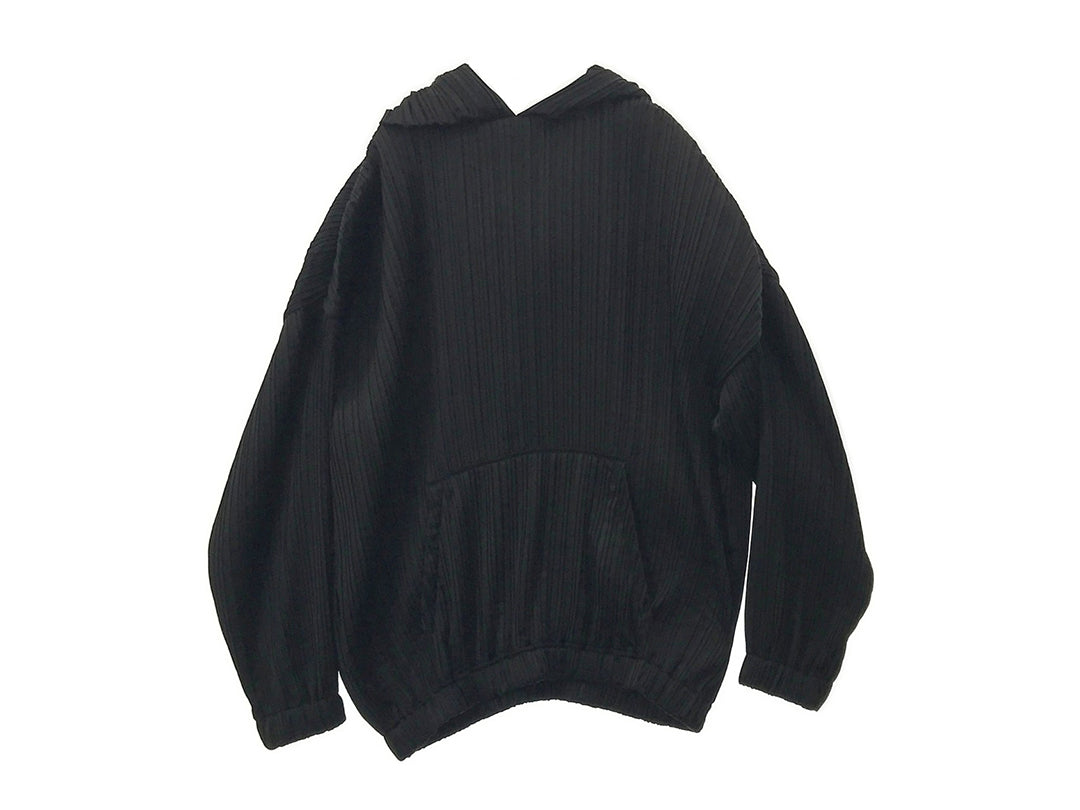goen° Pleats hoodie black